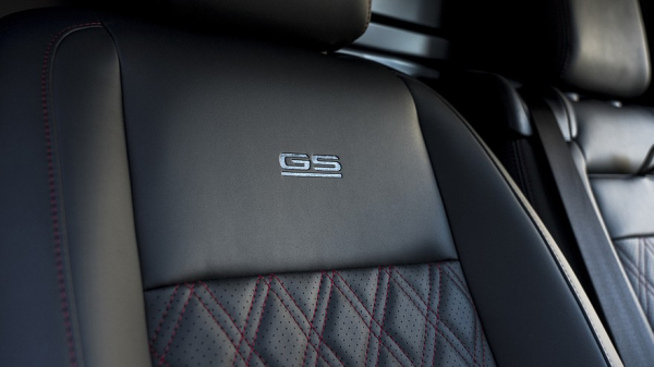 Не просто &laquo;рабочая лошадка&raquo;: у Vauxhall Vivaro появилась спортивная версия GS